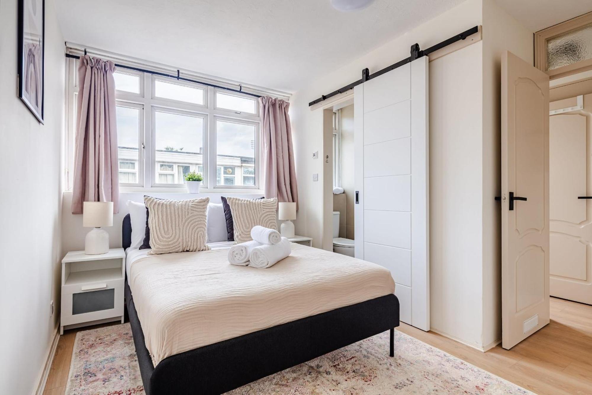 River Thames & Tate Britain - 4br With Patio - Cityapartmentstay Apartamento Londres