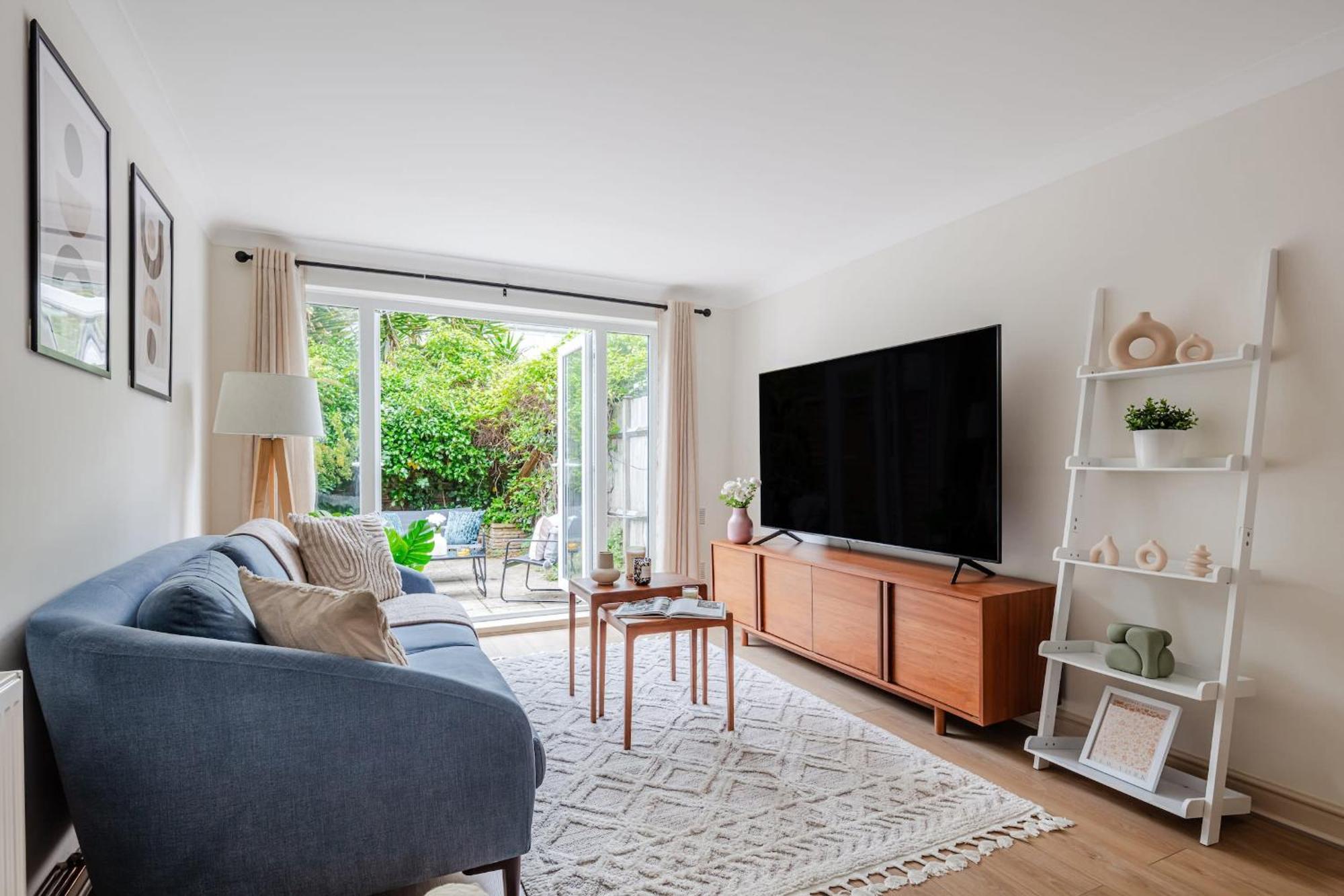 River Thames & Tate Britain - 4br With Patio - Cityapartmentstay Apartamento