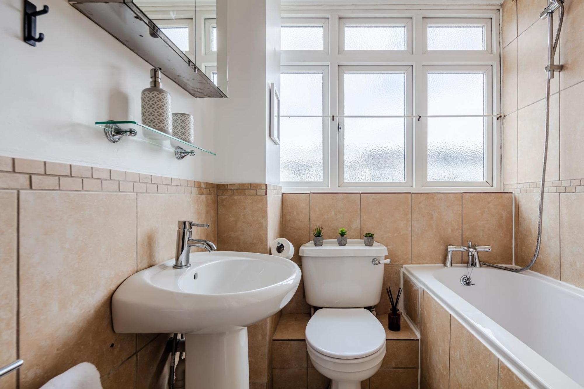 Apartamento River Thames & Tate Britain - 4br With Patio - Cityapartmentstay *